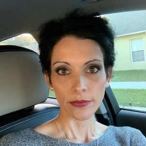 Meet your Posher, Shellie